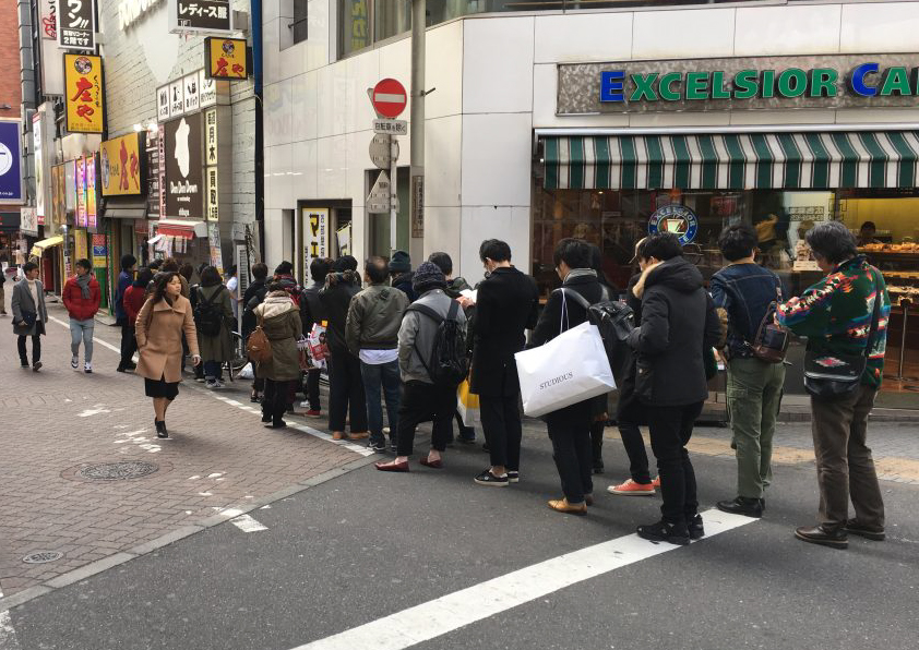 「待つか、決めるか、取られるか！？」ゲーム感覚で通える古着屋「ドンドンダウン」の正体とは？｜アパレル業界について知る！