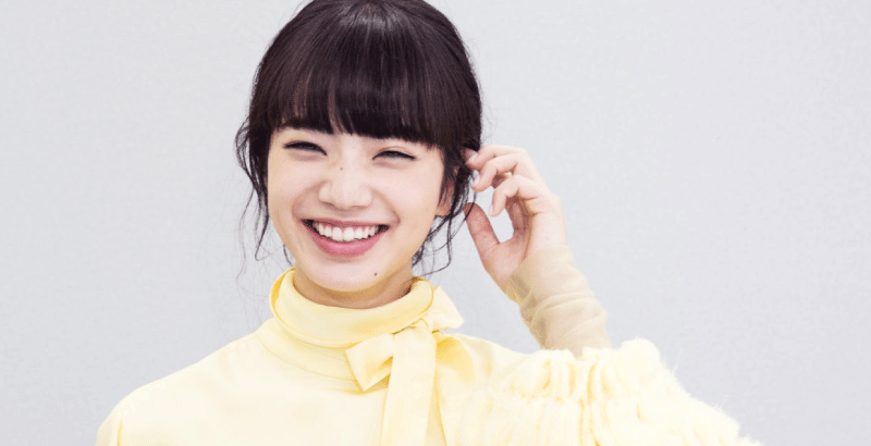 シンプルで妄想しやすい服を選ぶ｜お気に入りと出会うVol.11 小松菜奈