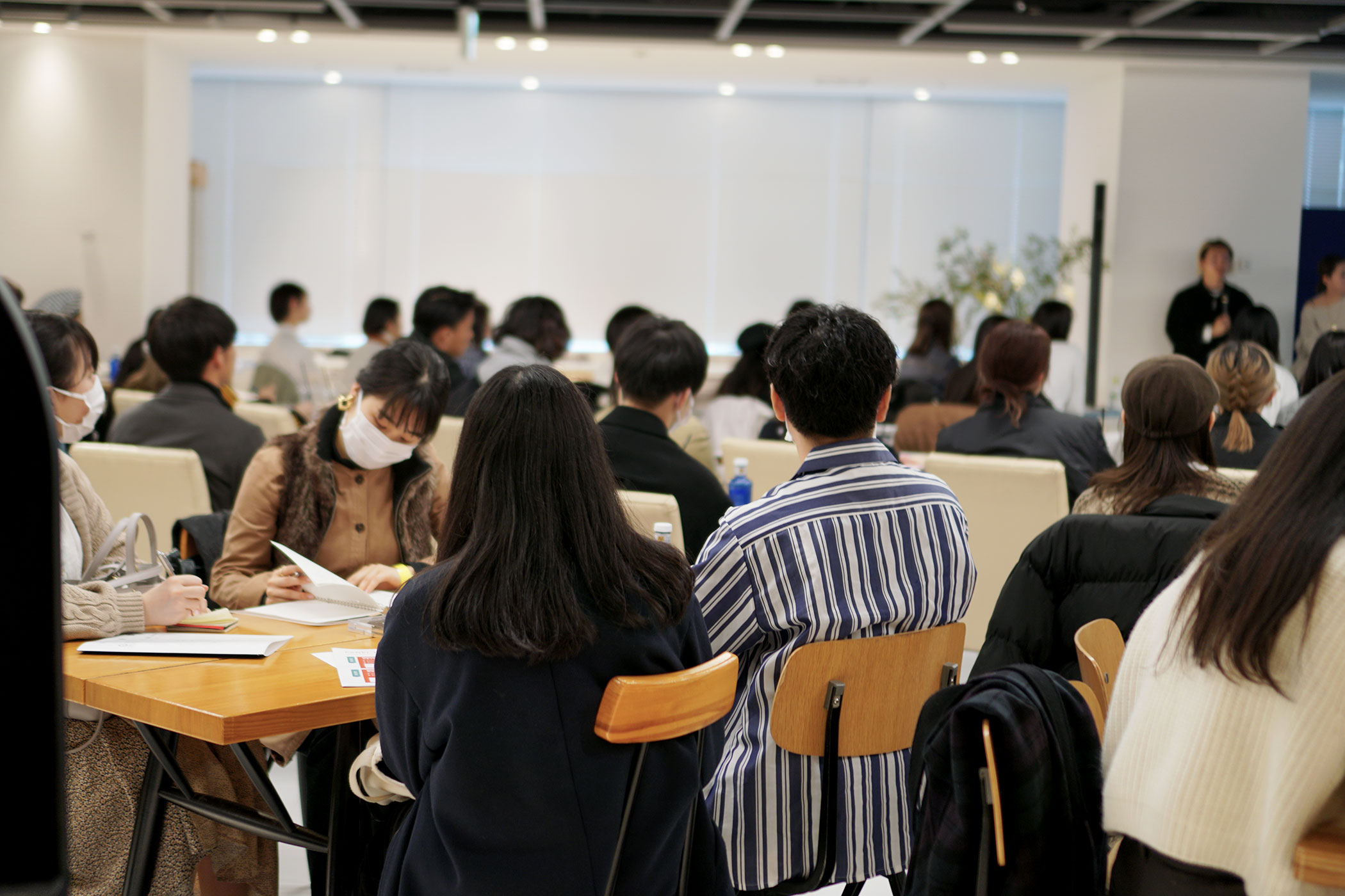 採用担当者に聞く新卒採用
