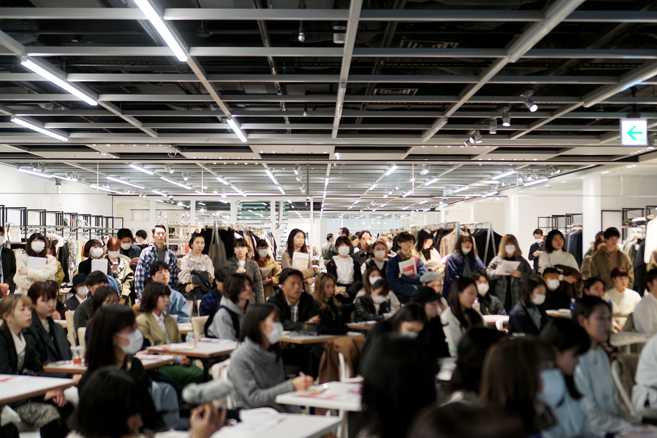 採用担当者に聞く新卒採用