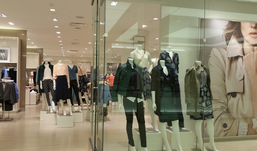 小売