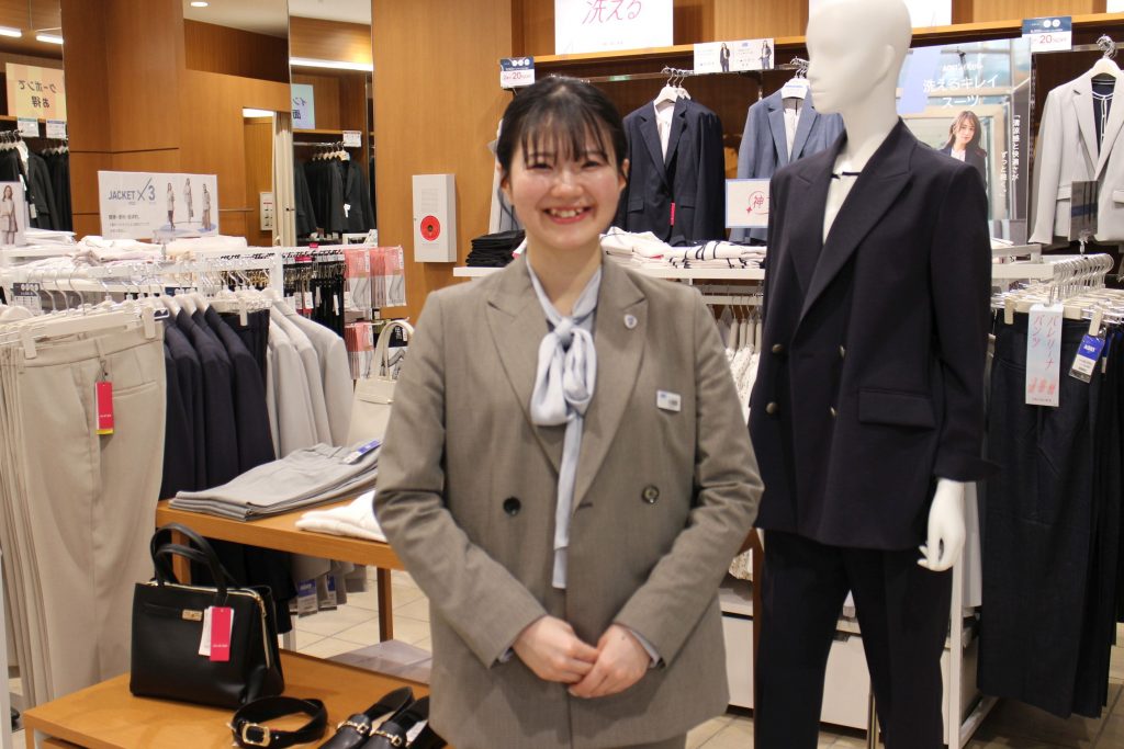 【現場で奮闘する思いを聞きました】悩み事の解決に役立てる プロトタイプ店で新たな挑戦 ＡＯＫＩ北千住駅西口店副店長　小長根佑衣さん　
